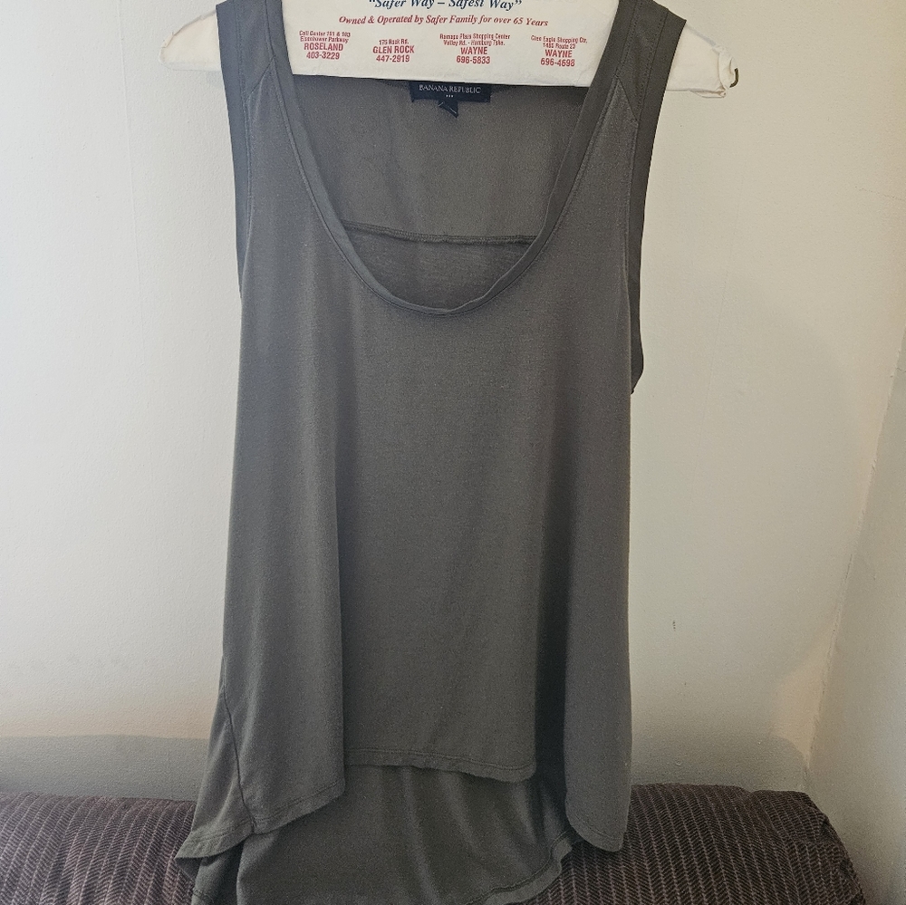 Banana Republic Hi-Lo Tank